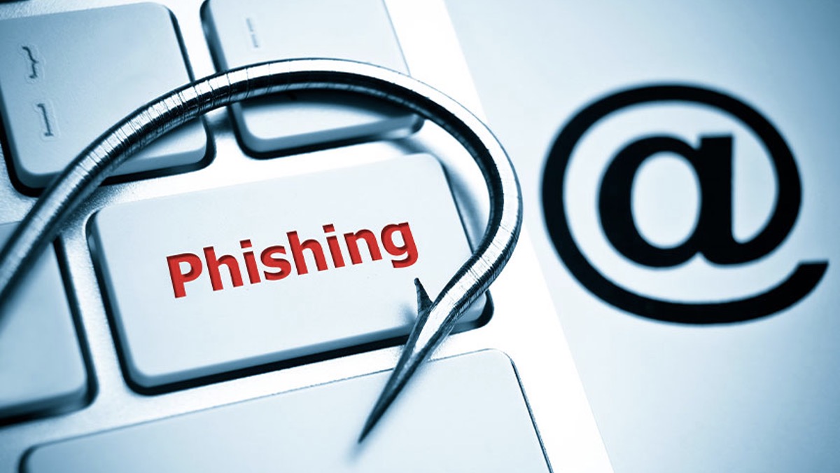 Phishing Attacks Bedevil Cryptocurrency Investors via Data Portals